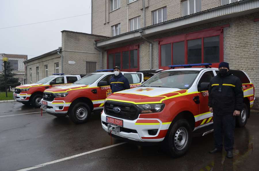 Волинські рятувальники отримали три нові автомобілі (фото)