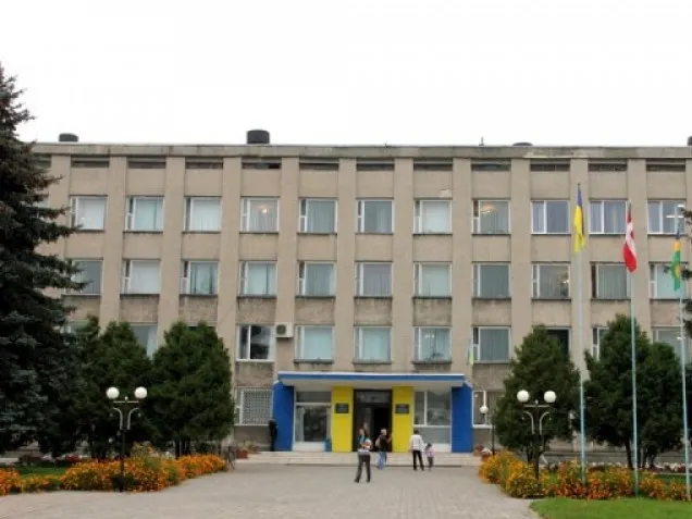 Приміщення Любешівської райради закрили на карантин