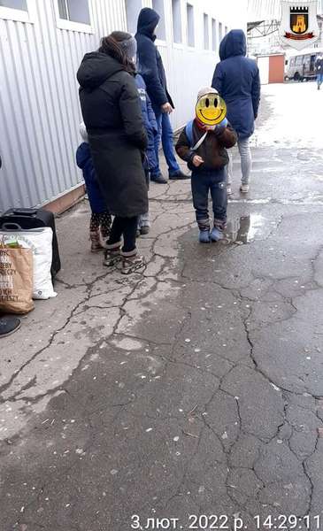 У Луцьку муніципали почали ганяти ромів на автостанції (фото)