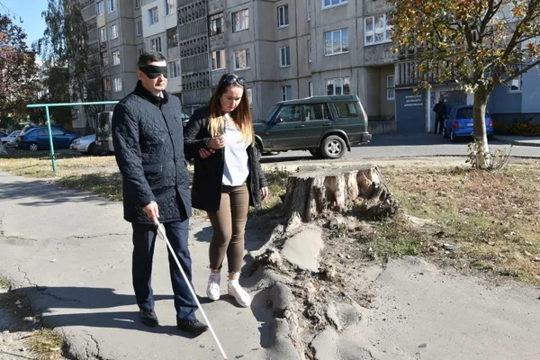 Представники Луцькради провели день в темряві (фото)
