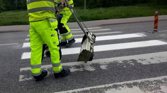 У Луцьку вимагають негайно поновити дорожню розмітку (петиція)