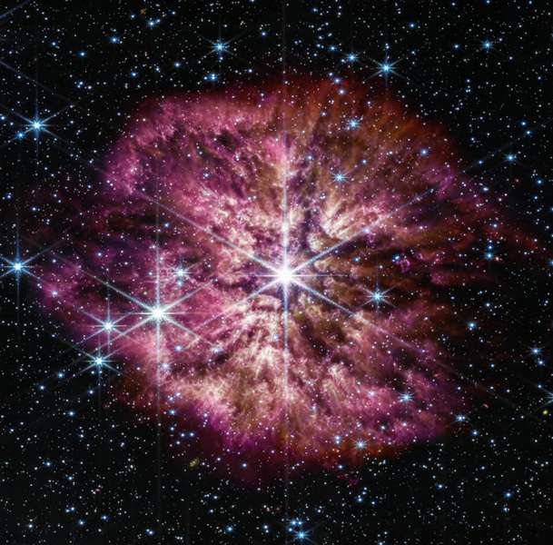 Астрономи показали зірку в сузірʼї Трикутника, яка незабаром вибухне