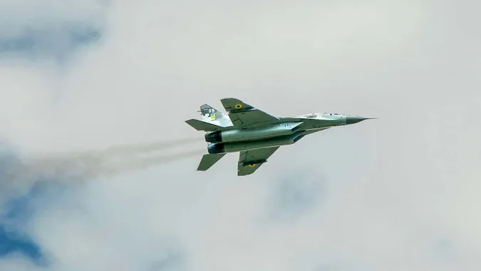 Не літаки, а запчастини: Міноборони пояснило, що Україна отримала від партнерів (відео)