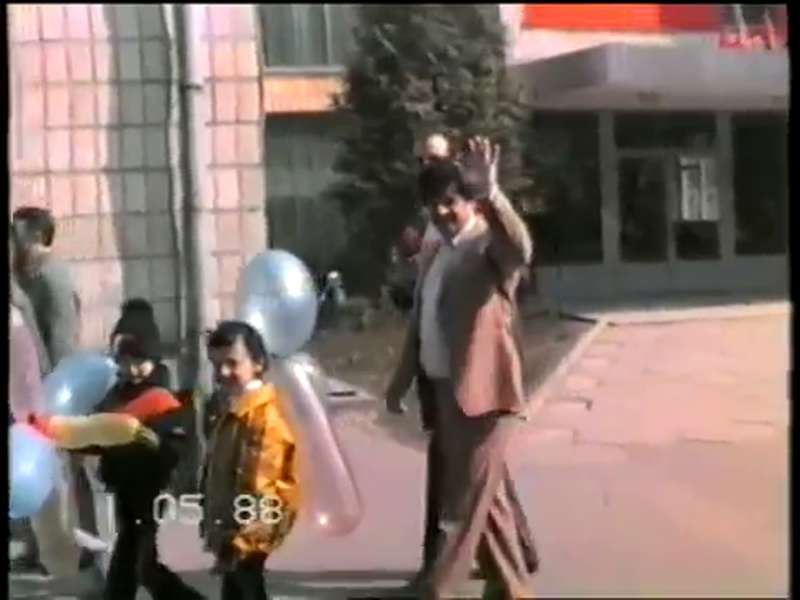 Як Луцьк на першотравневий парад ходив у 80-х роках (ВІДЕО, ФОТО)