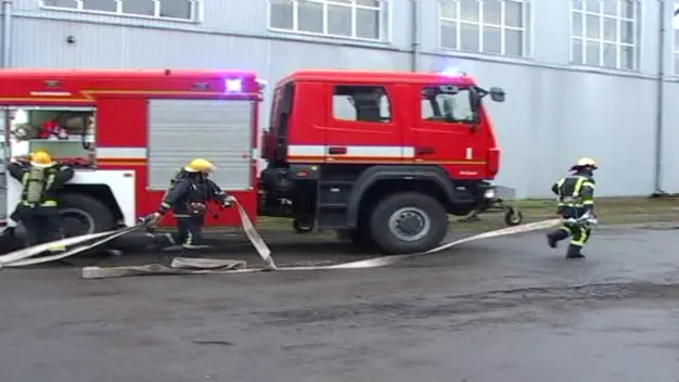 На автомобільному заводі в Луцьку «гасили» пожежу (фото, відео)