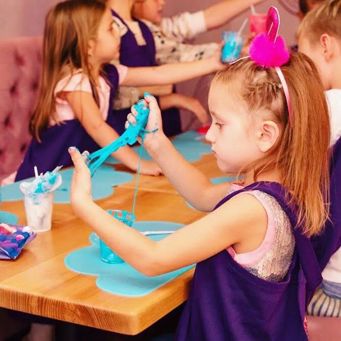 Зроби свій «Magic Slime» у РЦ «Промінь»*