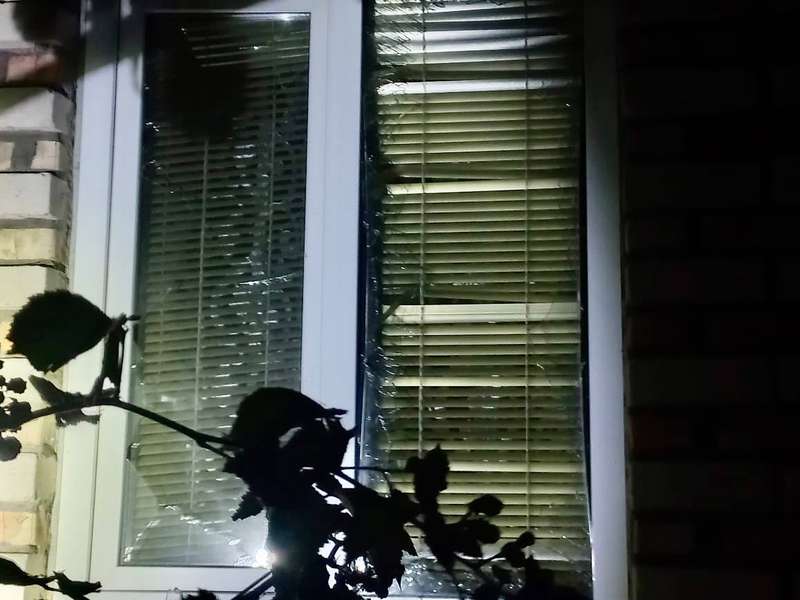 Обстріл Дніпропетровщини: снаряди пошкодили ліцеї, церкву й бази відпочинку (фото)