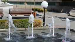 У Луцьку знову не працює "веселковий" фонтан у центрі (фото)