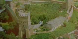 Яким був Луцький замок у 80-х роках (ретрофото)