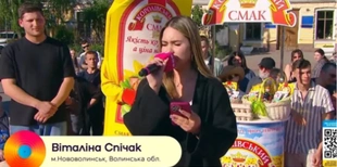 Юна співачка з Волині стала фіналісткою шоу «Караоке на майдані»