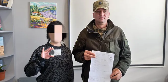 У Луцькому СІЗО арештантам видали ID-паспорти (фото)