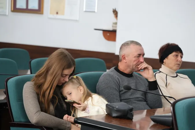 У Луцьку вручили державні нагороди родинам загиблих Героїв (фото)