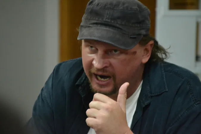 Підозрюваного в тероризмі Кривоша відправили під варту на два місяці (відео)