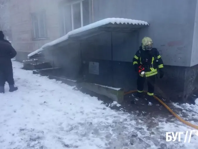 У Володимирі сталася пожежа в укритті (фото)