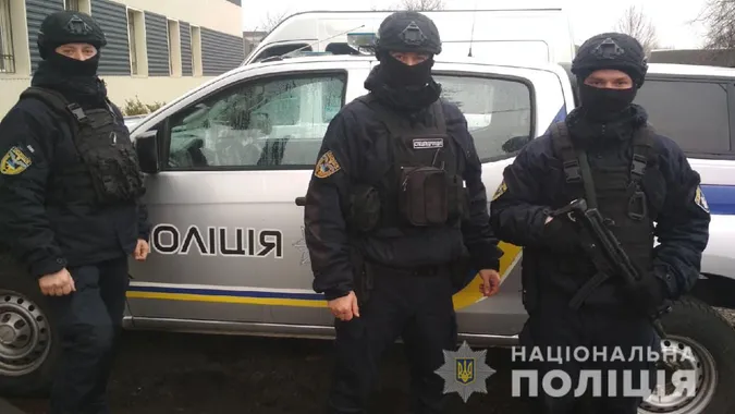 Погрожував вбити: біля гуртожитку в Луцьку невідомий чіплявся до студентів
