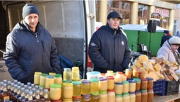 Мед, м'ясо, яблука: як у Володимирі провели ярмарок (фото)