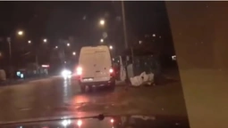 У Луцьку наздоганяли жінку, яка з автомобіля підкинула сміття і втекла (відео)