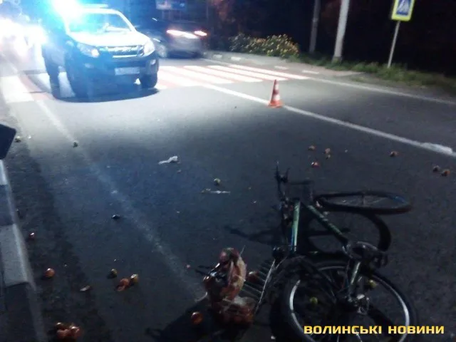 Під Луцьком іномарка збила на смерть велосипедиста (фото)