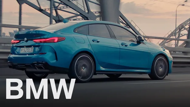 Компанія BMW зняла рекламу  нового авто у Києві (відео)
