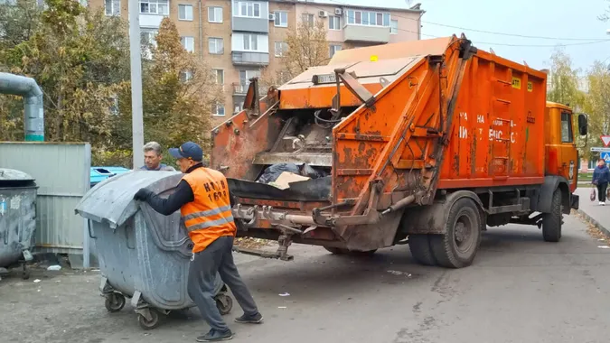 У Луцьку можуть з‘явитися підземні контейнери для сміття