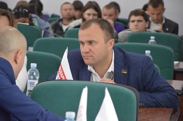 День праці: як Вусенко на жуках заробляла, а Яручик схрещував несхрещуване