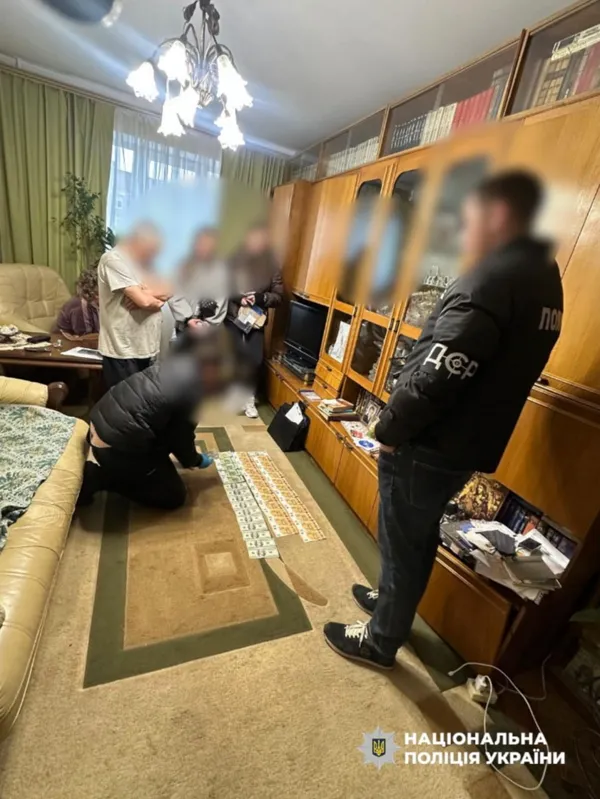 Фіктивні вчителі й «бронювання»: у Луцьку в ліцеї викрили злочинну схему (фото)