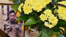 Загинув у свій день народження: у Луцькому районі прощались з захисником Олегом Корецьким (фото)