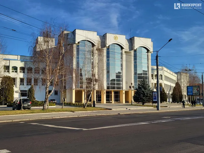 Блиск і чистота: податківці Волині витратять 3 мільйони на прибирання