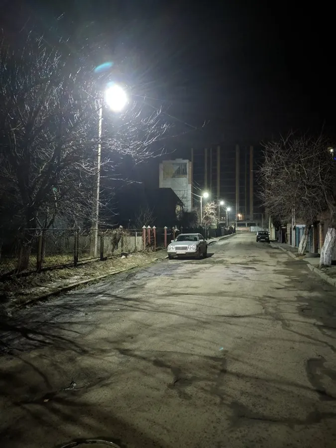 На вулицях Луцька встановили LED-світильники (фото)