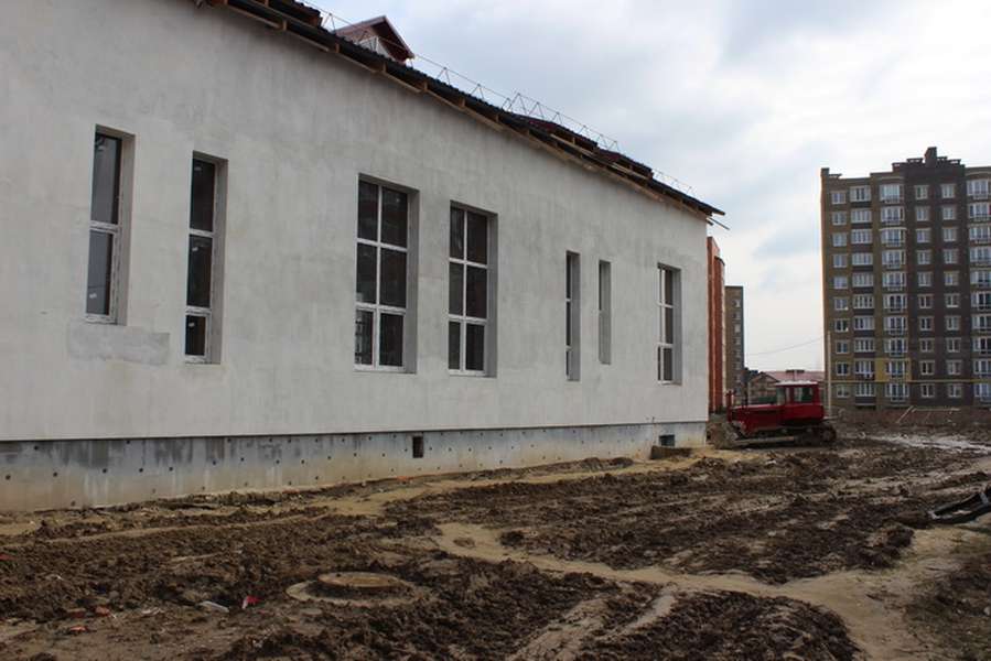 До 1 вересня в Луцьку може  відкритись нова школа (фото)