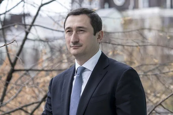 Хто очолить п’ять областей України: короткі біографії