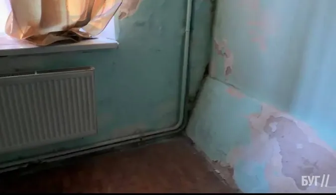 Пляшки з алкоголю, пліснява і безлад: що лишилося після московських попів в Успенському соборі у Володимирі (фото)