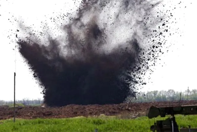 На Волині загинув чоловік через вибух снаряду, ще один – травмувався