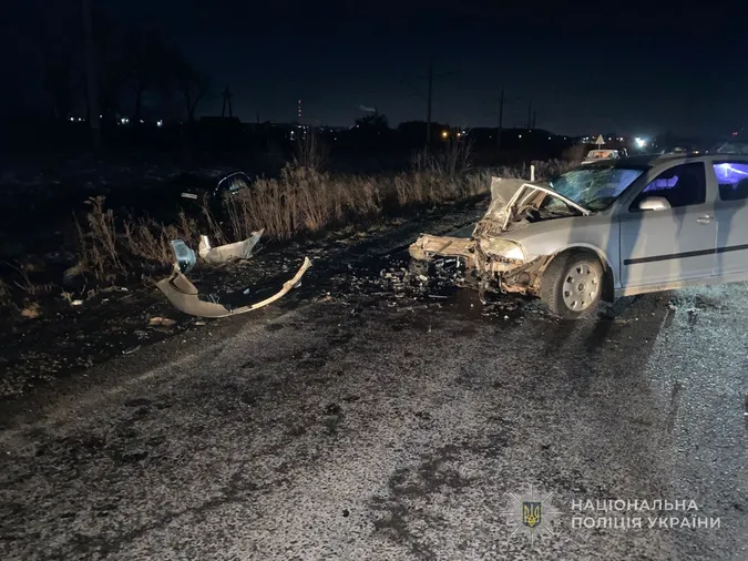 У Дачному п'яна 27-річна водійка спричинила ДТП: постраждали четверо людей (фото)