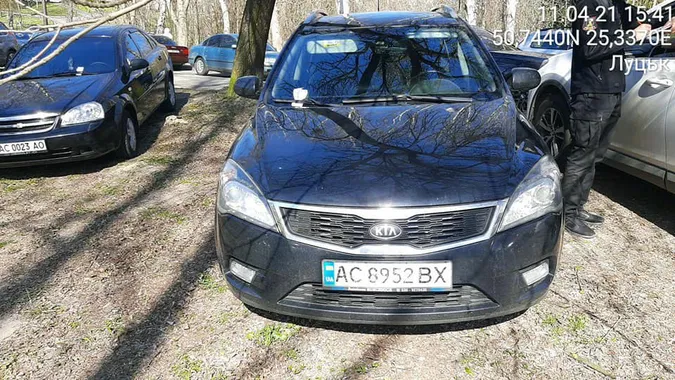 Усіх автохамів у луцькому парку притягнули до адмінвідповідальності (фото)
