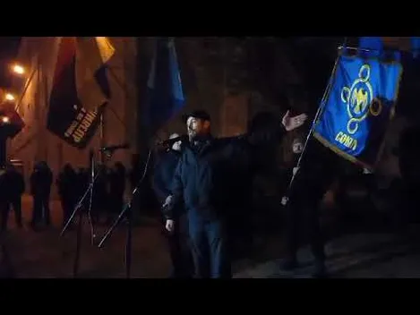 З волинкою та барабанами: у Луцьку пройшов «Марш правих традицій» (фото, відео)