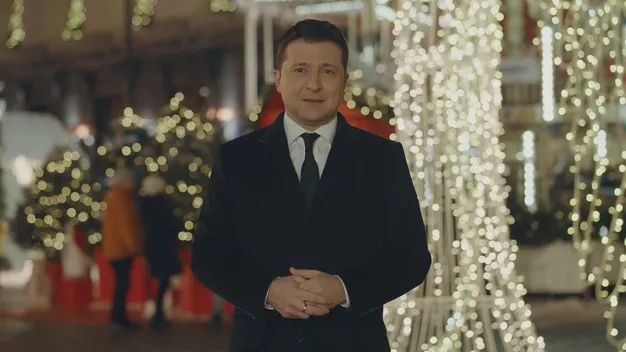 Побажав миру: Зеленський привітав українців із Різдвом (відео)