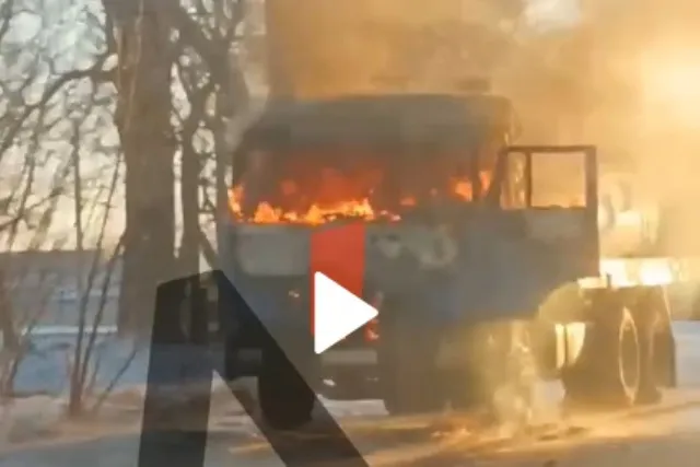Біля Підгайців зайнялася вантажівка (відео)