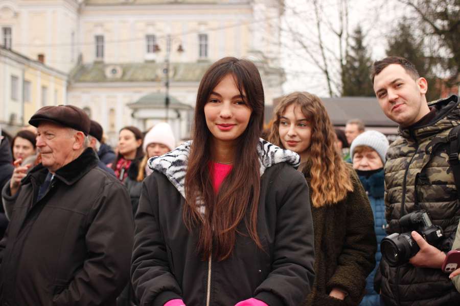 Тепер не просто формальність: як у Луцьку відзначали День Соборності (фото)