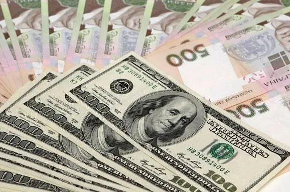 У Нацбанку пояснили, чому зріс долар 