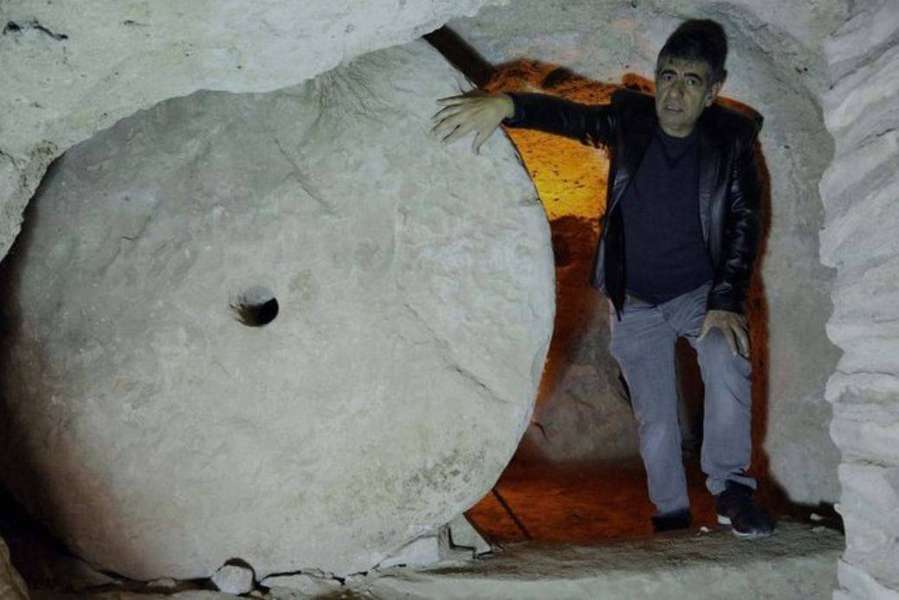 Мешканець Туреччини знайшов під своїм будинком підземне місто віком 2 000 років (фото)