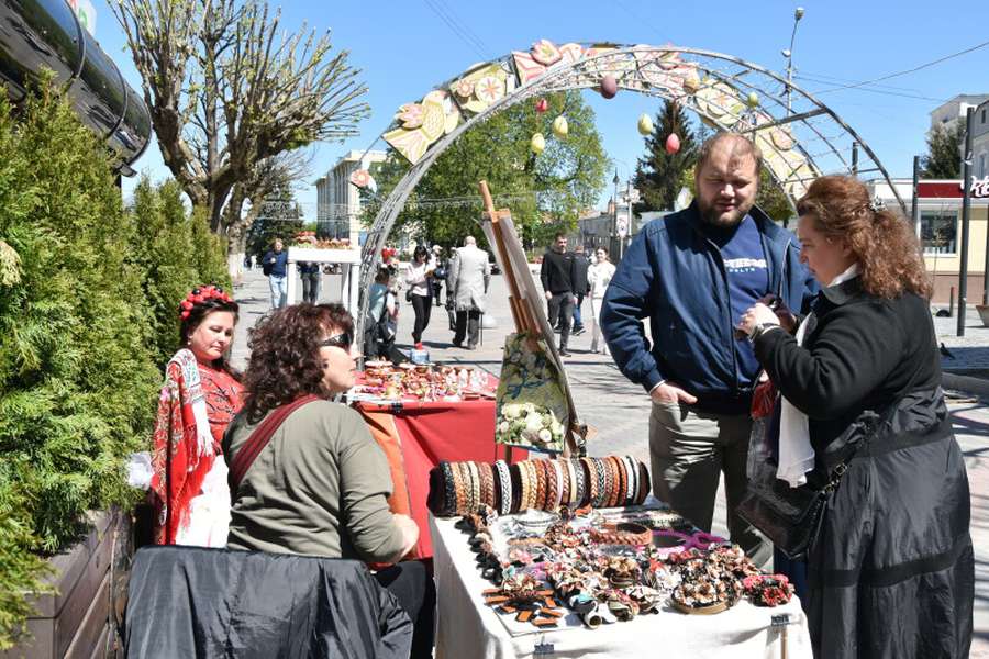 У Луцьку відбувся всеукраїнський фестиваль вишитих рушників (фото)