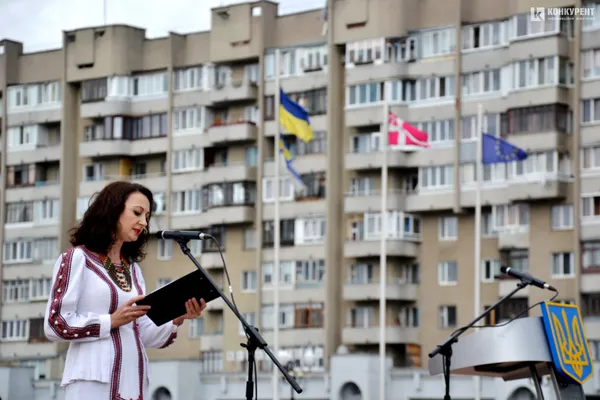 У Луцьку спустили прапор підтримки полонених моряків та передадуть в музей (фото)