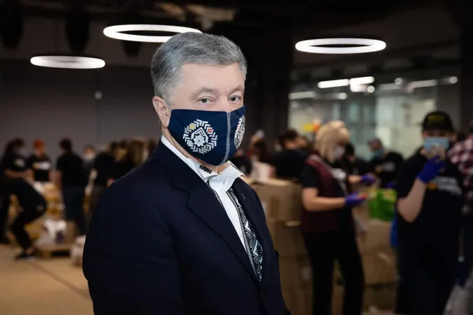 У Петра Порошенка виявили коронавірус