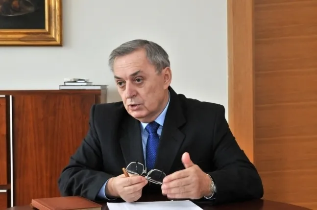 Веслав Мазур