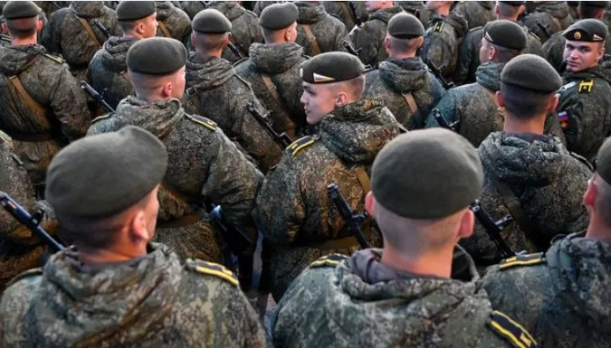 Росія не добирає близько 200 контрактників щодня: що це означає