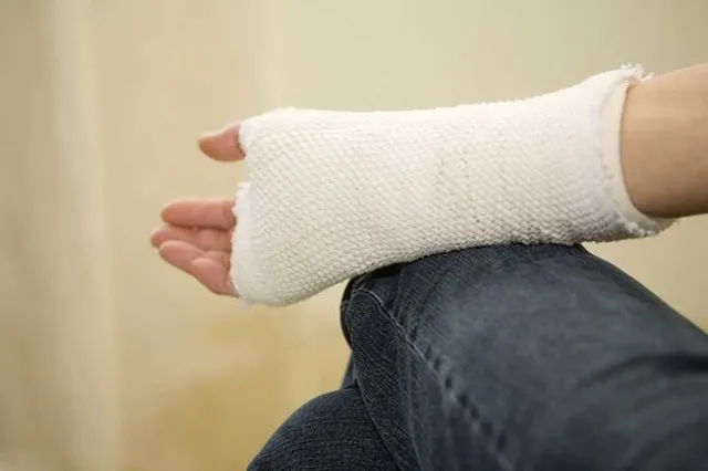 12 «переломаних» і троє покусаних: як минули святкові вихідні у Луцьку