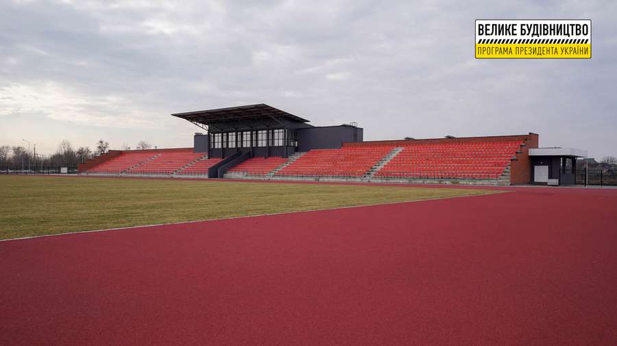 У Ковелі завершили ремонт стадіону «Локомотив» (фото, відео)
