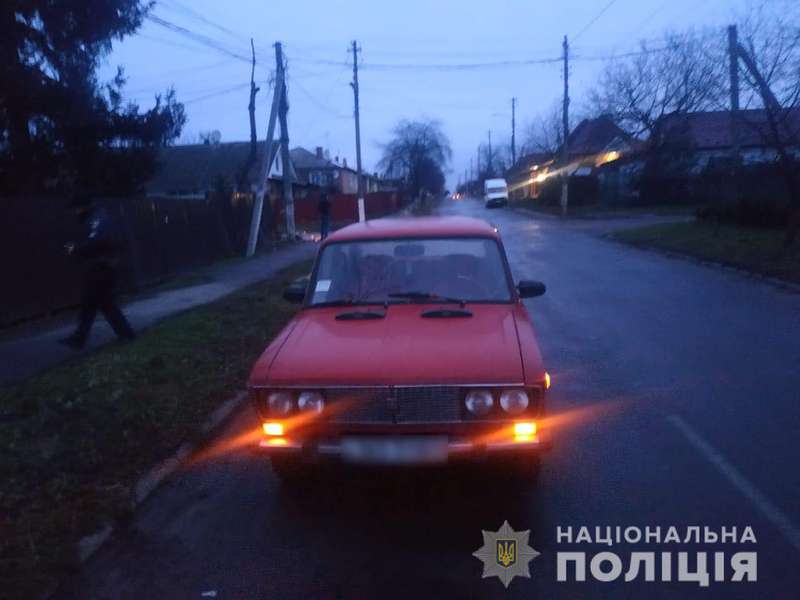 У Нововолинську п’яний водій на «жигулях» збив велосипедиста (фото)