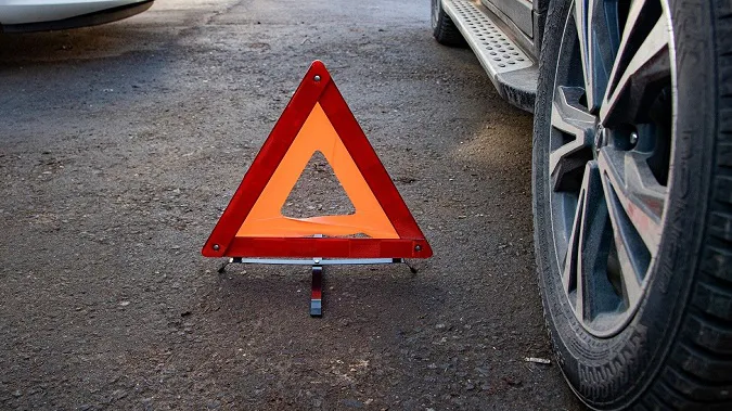 У Луцьку ВАЗ в'їхав у Nissan та втік з місця ДТП